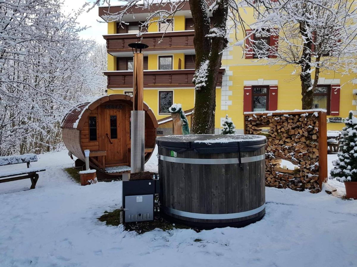 Hotel Gasthof Post บรุค อันแดร์ โกรสส์กลอคเนอร์ชตราสเซอ ภายนอก รูปภาพ