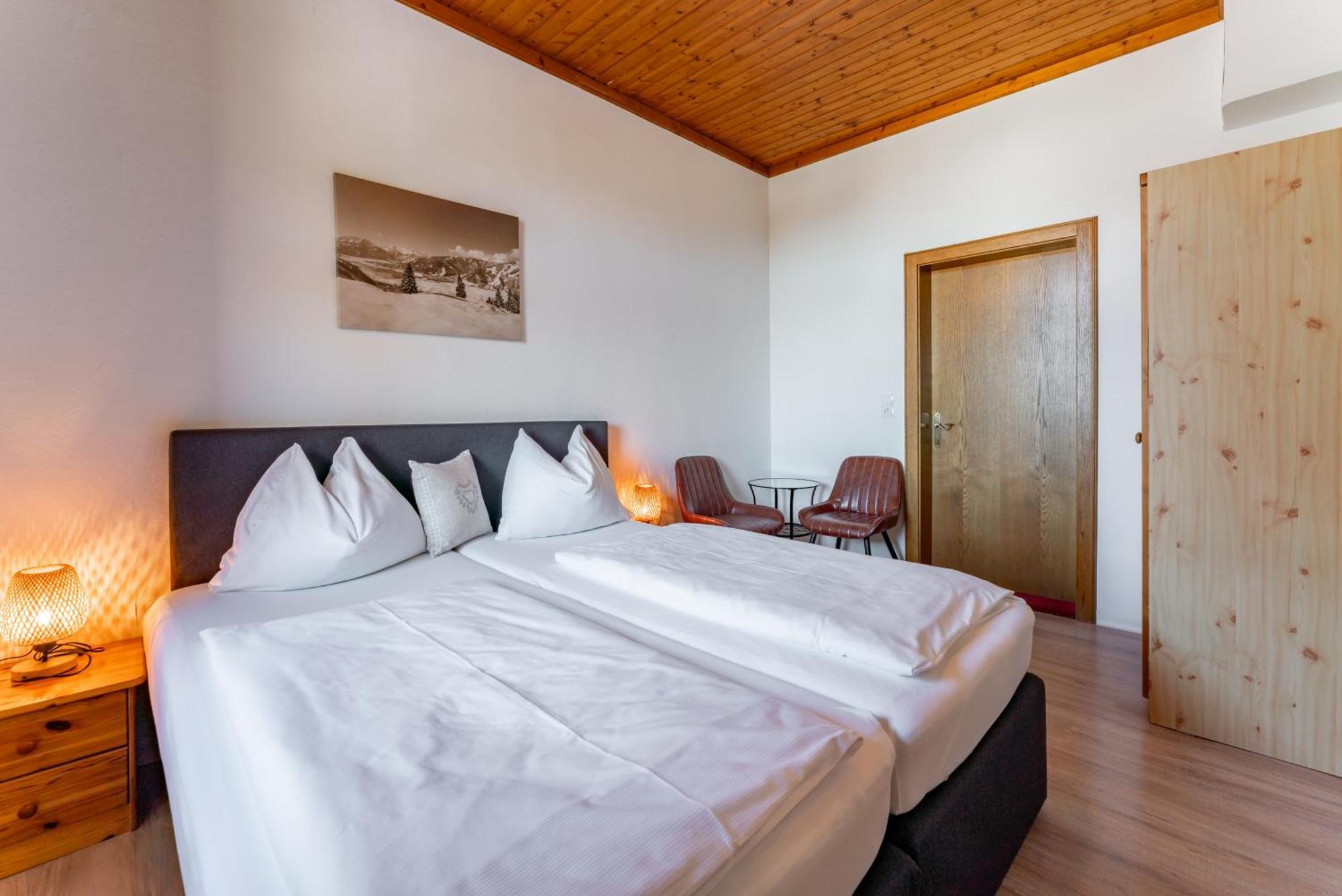 Hotel Gasthof Post บรุค อันแดร์ โกรสส์กลอคเนอร์ชตราสเซอ ภายนอก รูปภาพ