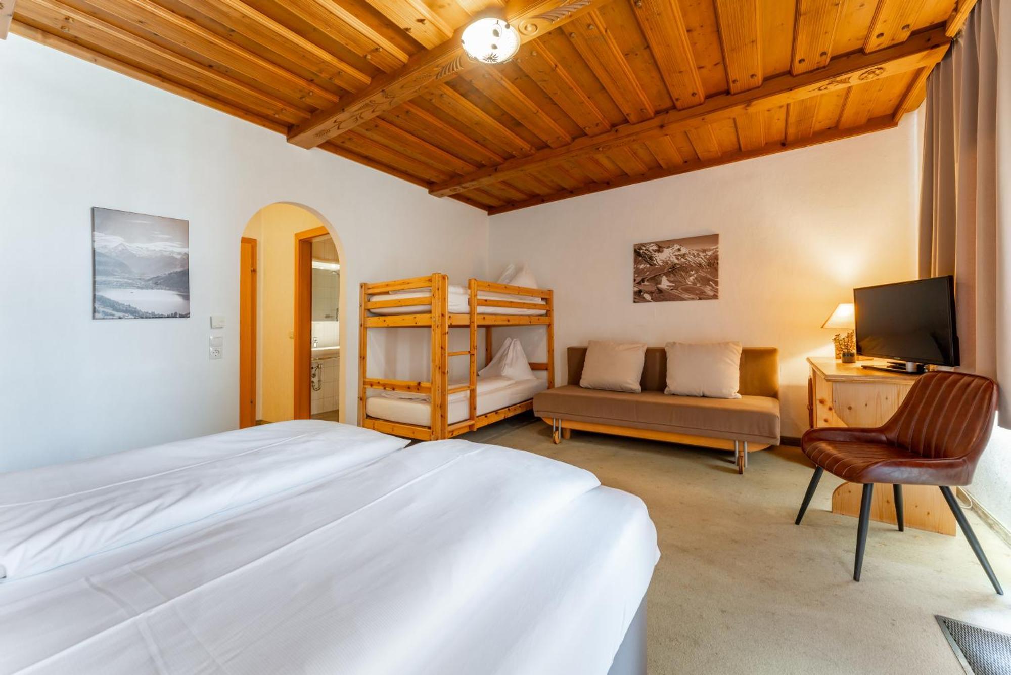 Hotel Gasthof Post บรุค อันแดร์ โกรสส์กลอคเนอร์ชตราสเซอ ภายนอก รูปภาพ